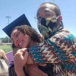 Meet your Posher, Leandra